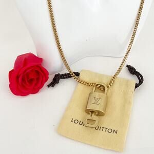 #317 LOUIS VUITTON Lock & Key Cuban Link 22"&18" Chain Necklace 18k Gold Plated